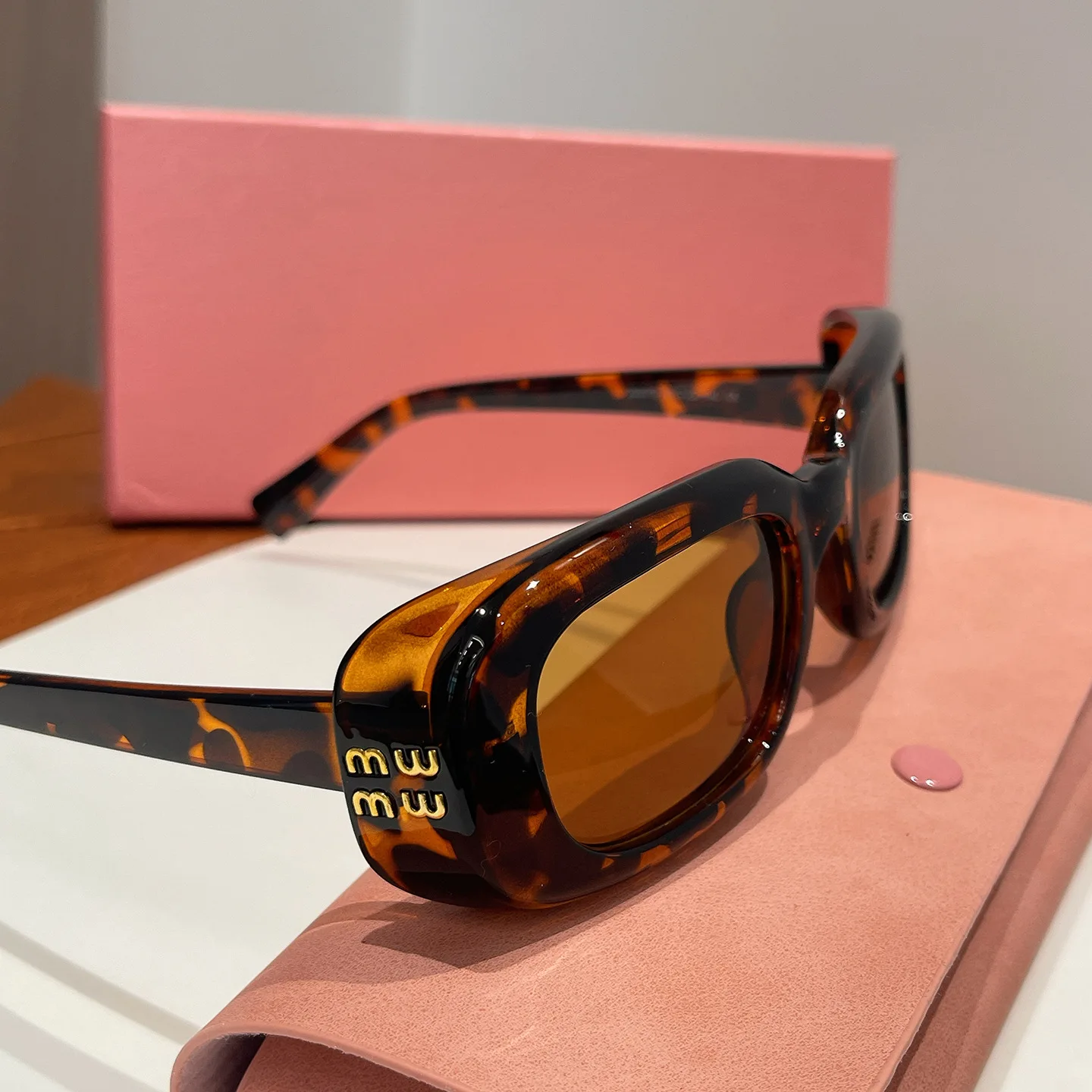 New Fashon Oversized Square Shield Sunglasses For Women Men Big Windproof Widen Sun Glasses Men Trendy Oval Shades UV400 Eyewear