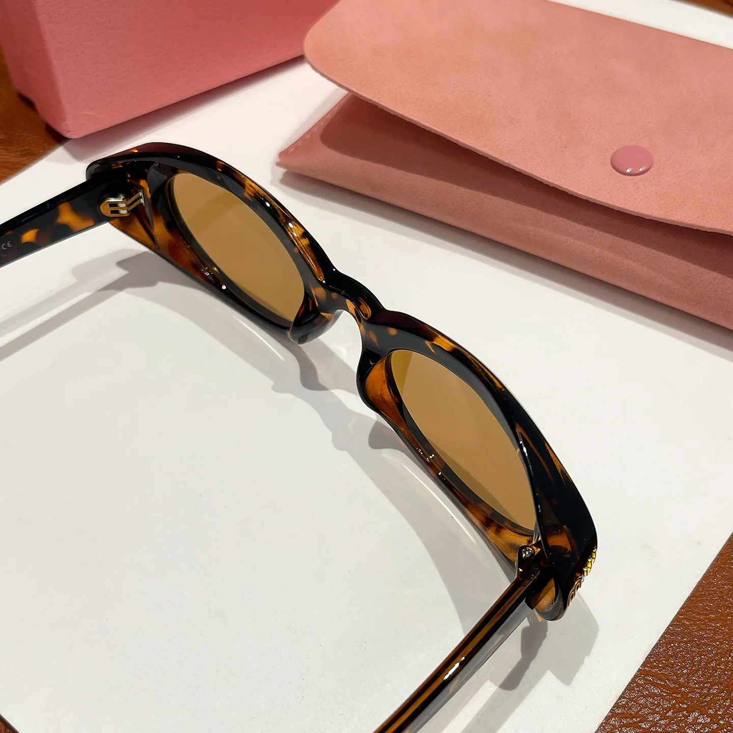 New Fashon Oversized Square Shield Sunglasses For Women Men Big Windproof Widen Sun Glasses Men Trendy Oval Shades UV400 Eyewear