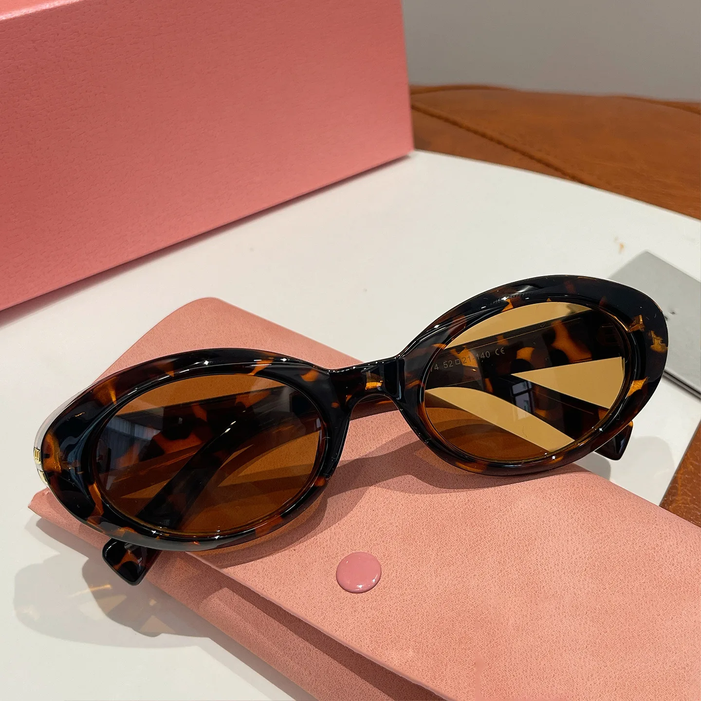 New Fashon Oversized Square Shield Sunglasses For Women Men Big Windproof Widen Sun Glasses Men Trendy Oval Shades UV400 Eyewear