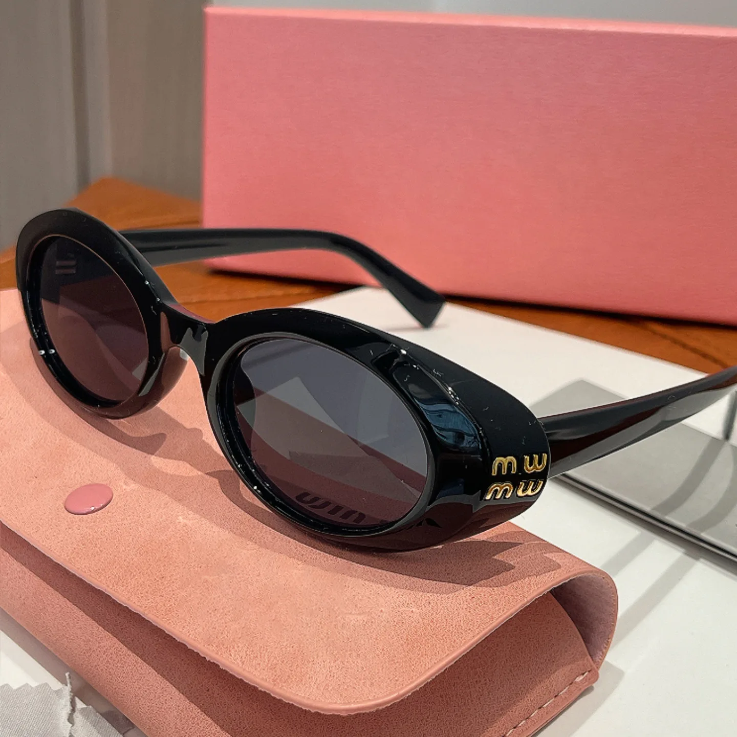 New Fashon Oversized Square Shield Sunglasses For Women Men Big Windproof Widen Sun Glasses Men Trendy Oval Shades UV400 Eyewear