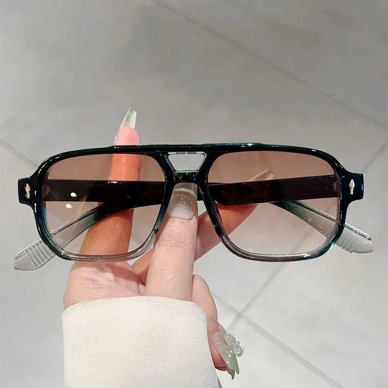 New Vintage Double Bridges Square Sunglasses Fashion Rivets Ocean Lens UV400 Eyewear Women Trending Traveling Sun Glasses