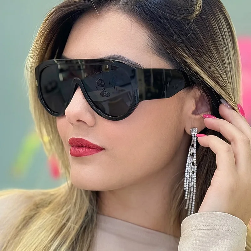 Y2K Oversized Shield Mask Sunglasses Women Futuristic Visor One-Piece Steampunk Big Frame Goggles Punk Shades Windproof Eyewear