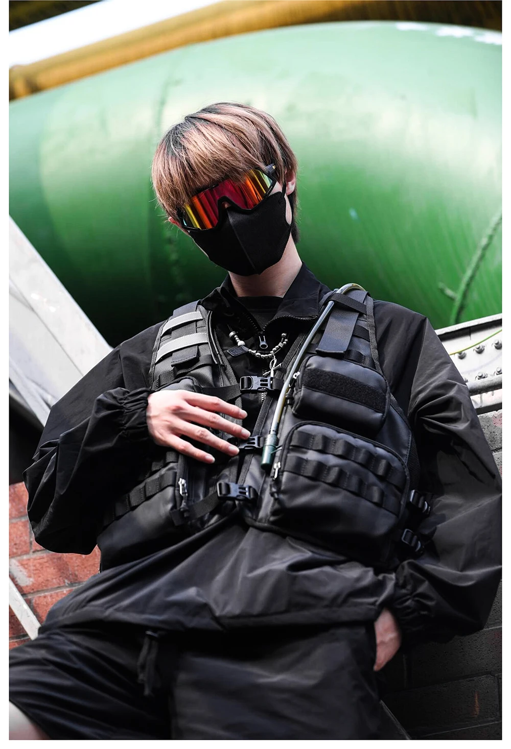 Rhinowalk Bicycle Jacket Motor Vest Fashion Breathable Motocross Vest Adjustable Size Support 2L/3L Water Bag And Back Helmet