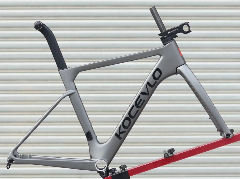 KOCEVLO Carbon Road Frame Disc Brake Max 700*32C Road Bicycle Frameset Full Internal Cable 44-56cm Carbon Bike Frames