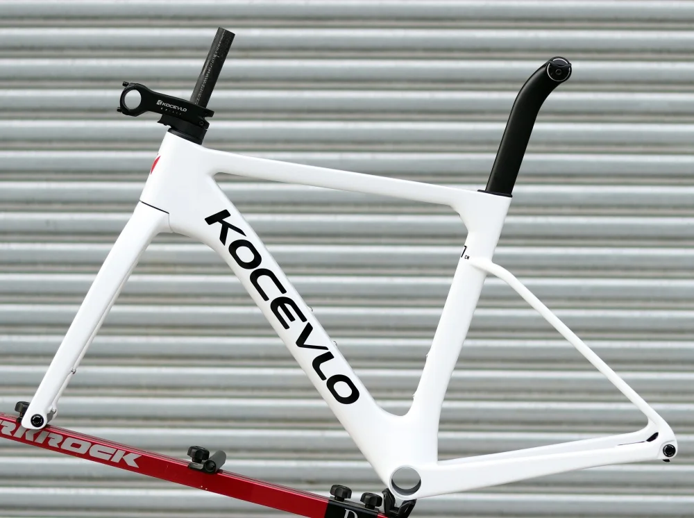 KOCEVLO Carbon Road Frame Disc Brake Max 700*32C Road Bicycle Frameset Full Internal Cable 44-56cm Carbon Bike Frames