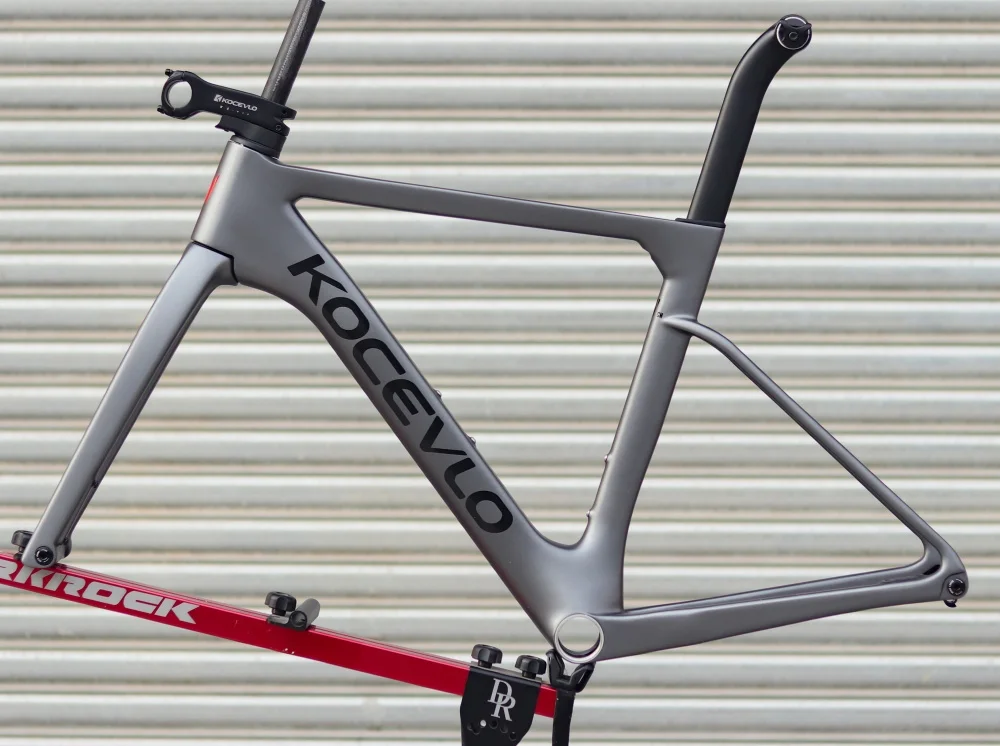 KOCEVLO Carbon Road Frame Disc Brake Max 700*32C Road Bicycle Frameset Full Internal Cable 44-56cm Carbon Bike Frames