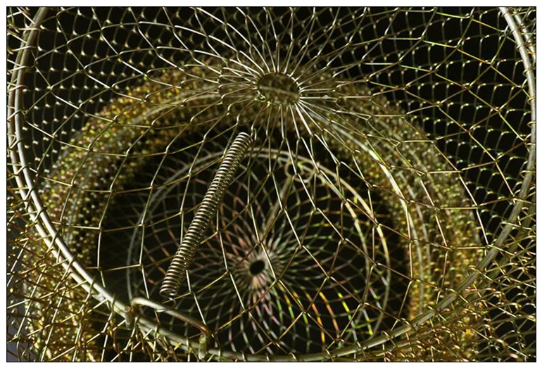 Finefish Size 1.5m Portable Fish Care Keep Mesh Wire Foldable Fishing Cage Drum-shaped Steel Wire Creel Catch Fishing Net