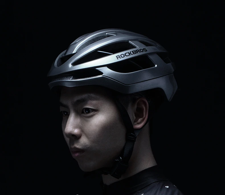 ROCKBROS Bicycle Helmet Breathable Ultralight Integrally-Molded Unisex Shockproof Adjustable Road Bike Helmet Cycling Equipment