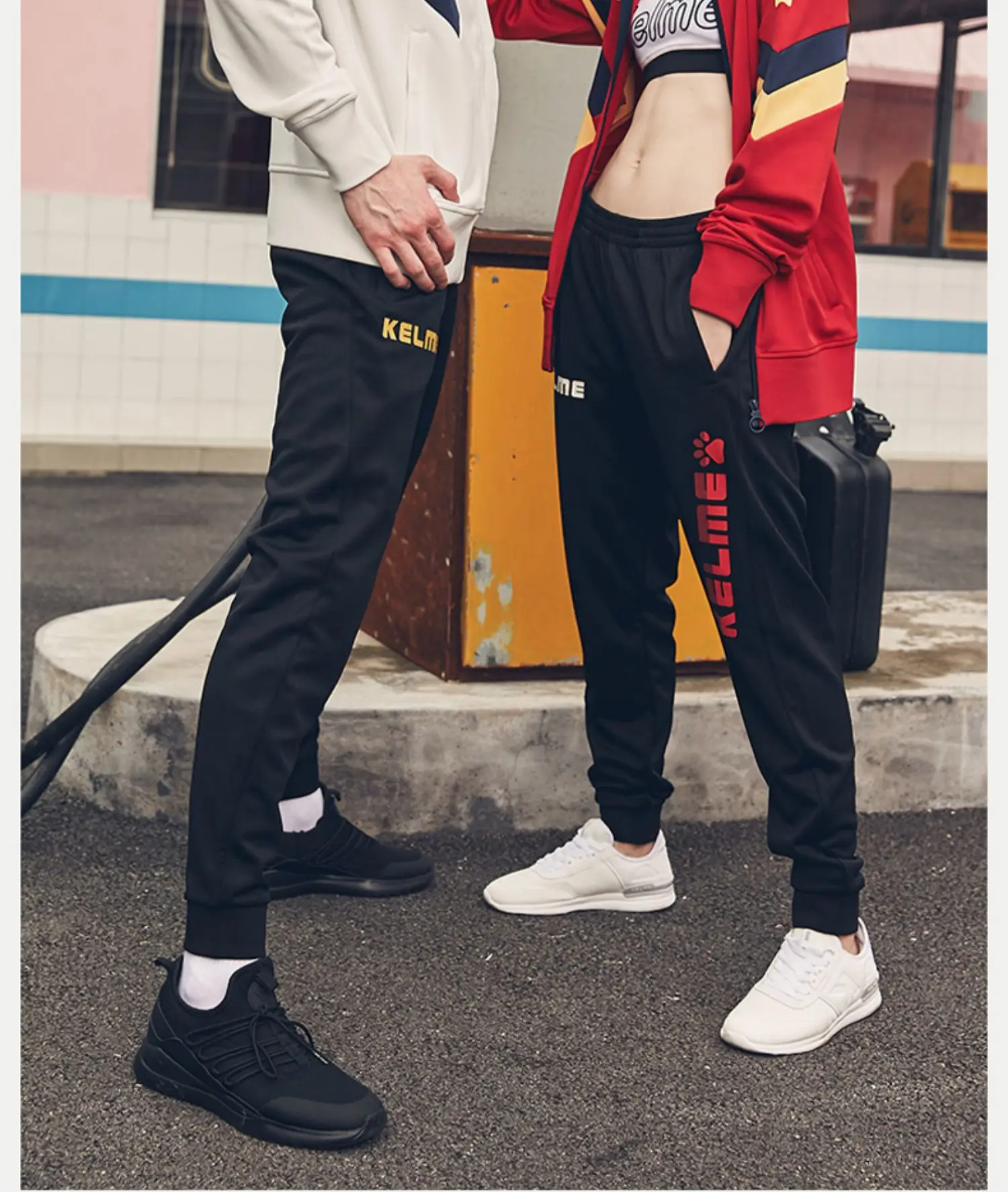 KELME Casual Sports Pants In Summer And Autumn Thin Breathable Knitted Leggings For Men And Women Contrast Printing 3881350-1