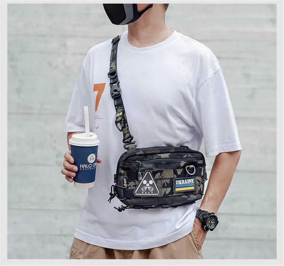 Outdoor Multifunctional Tactical Accessory Vest Bag Military Fan Hiking Chest Bag Fashion Casual Shoulder Packpack Mobile Wallet