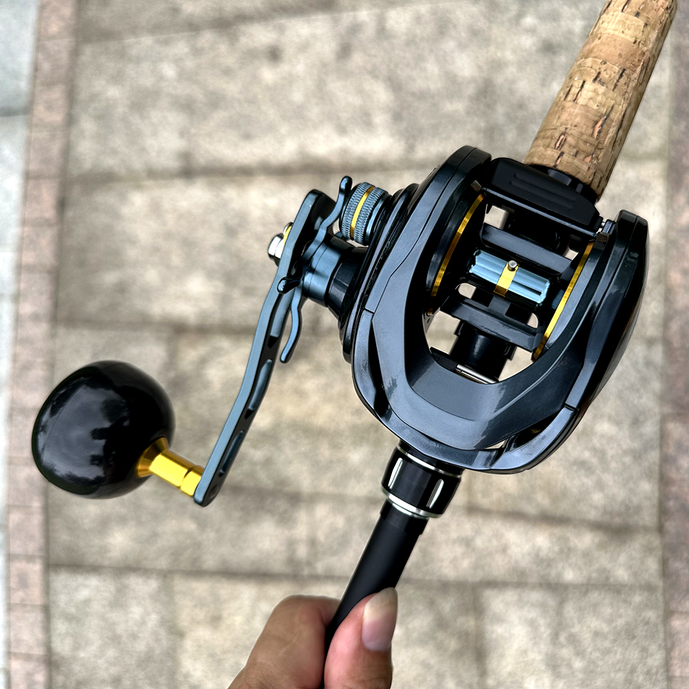 Large Capacity Baitcasting Reel 15KG Max Drag 8+1 Bearings Gear Ratios 6.4:1 Carbon Frame Freshwater Saltwater Fishing Reels