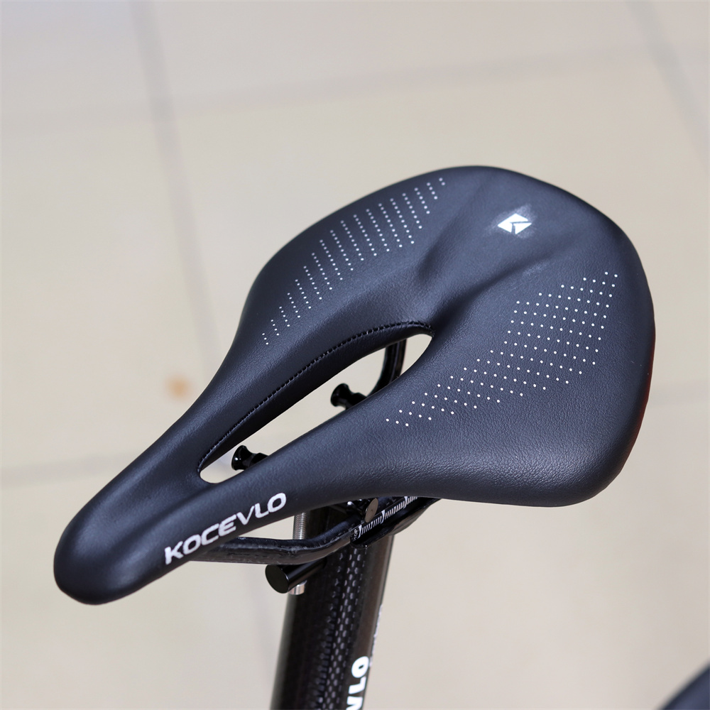 Kocevlo-Carbon Fiber Road Bicycle Seat Cushion, Mountain Bike Seat Bag, Ultra-light, Comfortable, Waterproof, Leather Surface