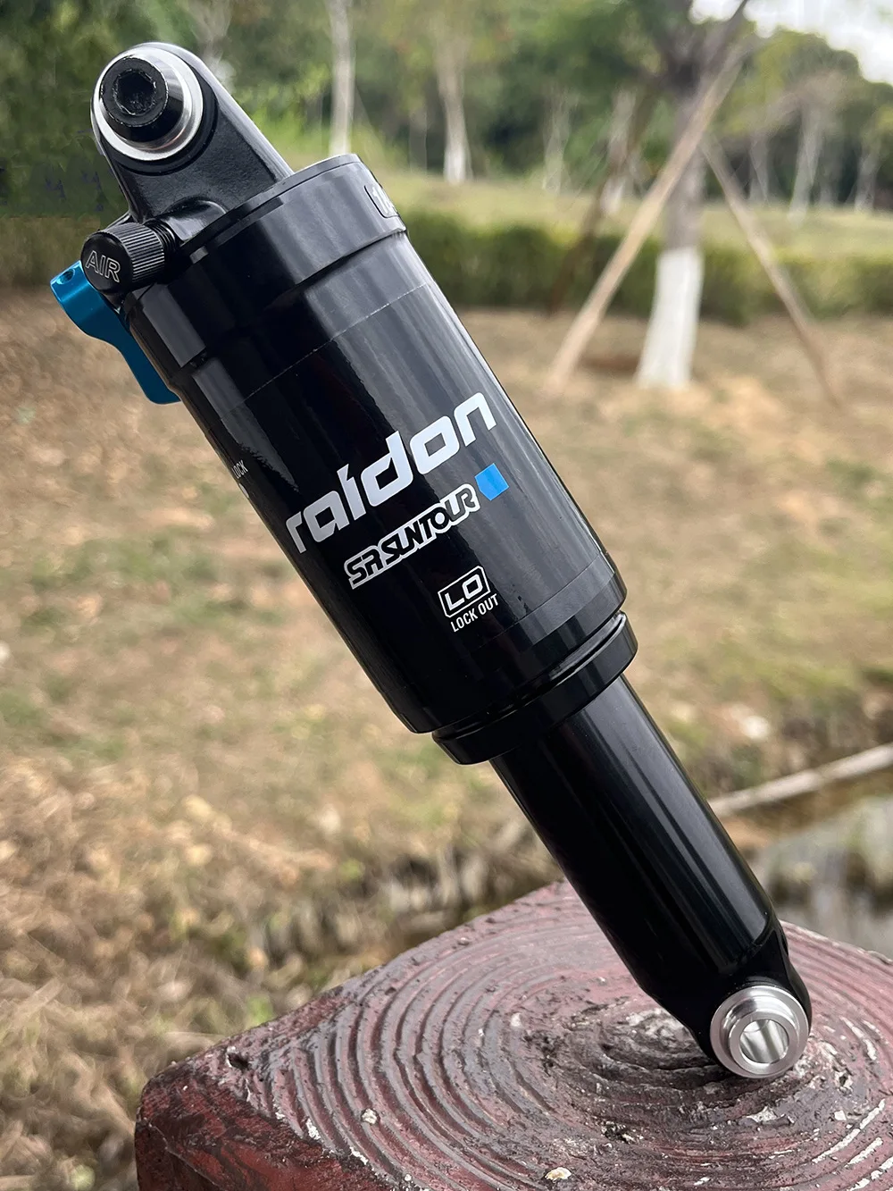 SUNTOUR RAIDON Mountain Bike Shock Absorbers Bicycle Rear Shock Absorber XC Soft Tail Gas Pressure Lock Rear Bladder