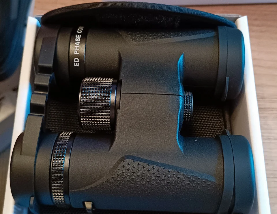 Svbony SV202 8X32/8x42/10x42/10x50 ED Binoculars IPX7 Magnesium Alloy Body BaK4 Binoculars Highy Qualit for Stargazing Camping