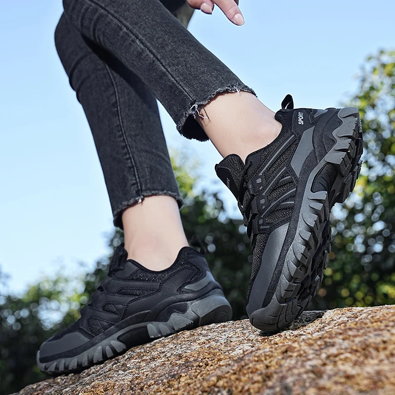 HIKEUP Men‘s Outdoor Hiking Shoes Spring New Breathable Comfortable Anti-collision Toe Cap Style Couple's Mountaineering Shoes