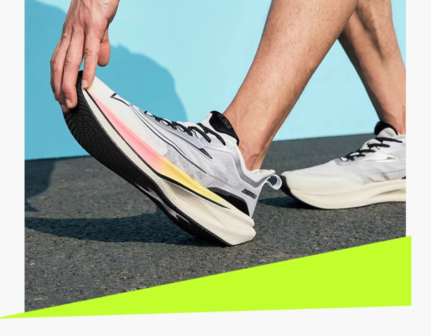 Xtep 2000KM 2.0 Running Shoes Men Summer Professional TPU Shock Absorption Sneakers 876219110043(suggest half size down)