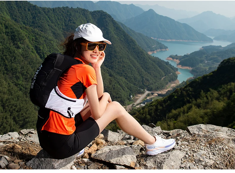 AONIJIE C9116 Unisex 10L Sports Running Backpack Lightweight Off-Road Hydration Pack Vest Hiking Rucksack