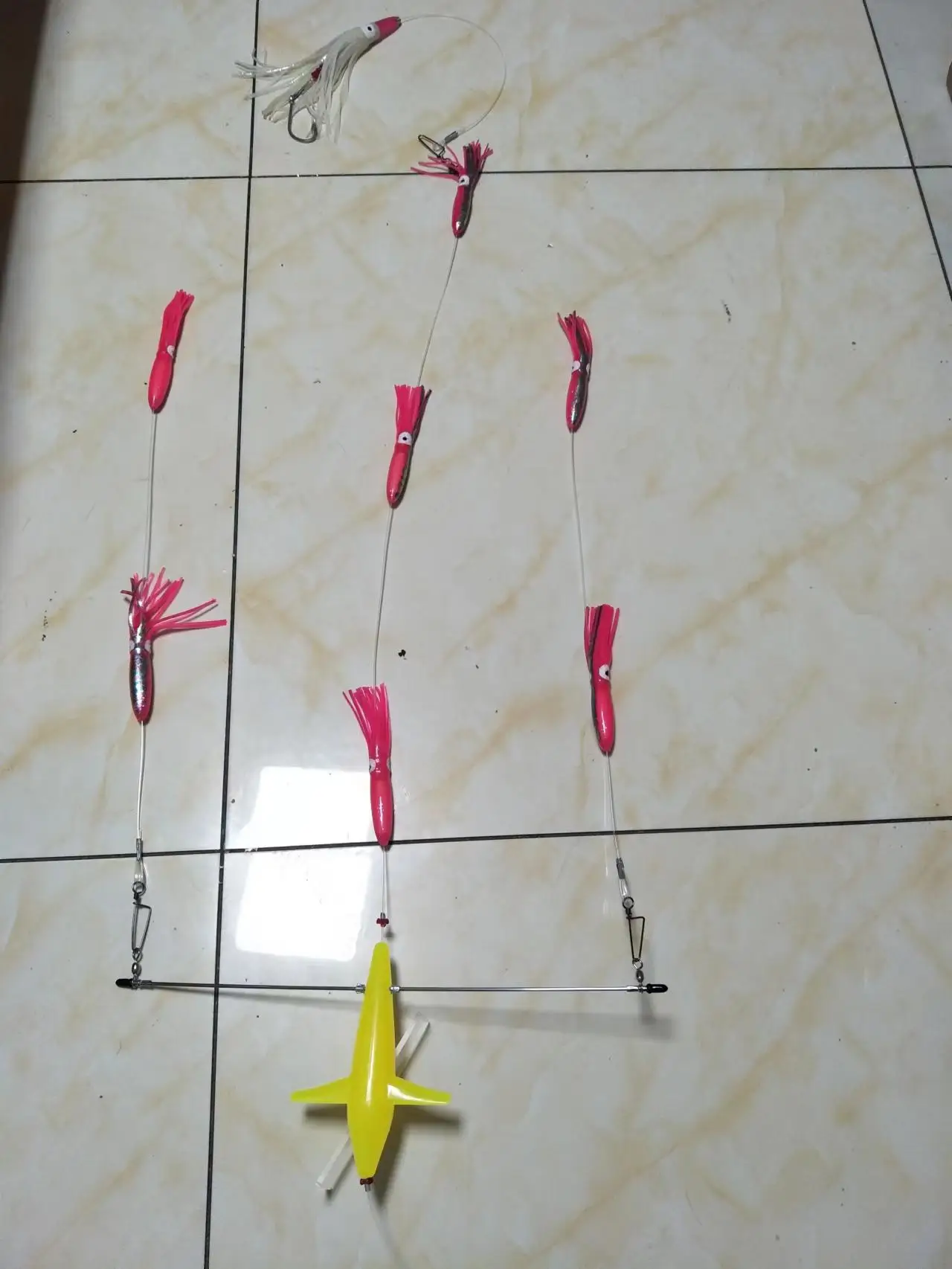 18' Stainless Steel Splashbar Rudder Spreader Bars with 7' Premium Marlin Tuna Teaser Bird and 6' Octopus (Right Direction)