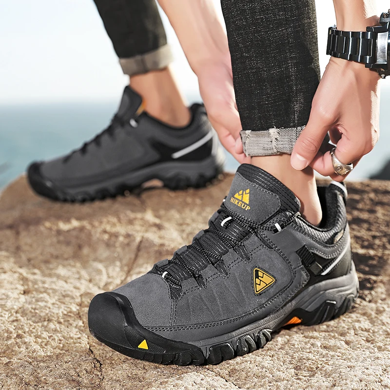 HIKEUP New Men Hiking Shoes High Quality Durable Leather Climbing Shoes Outdoor Walking Sneakers Rubber Sole Factory Outlet