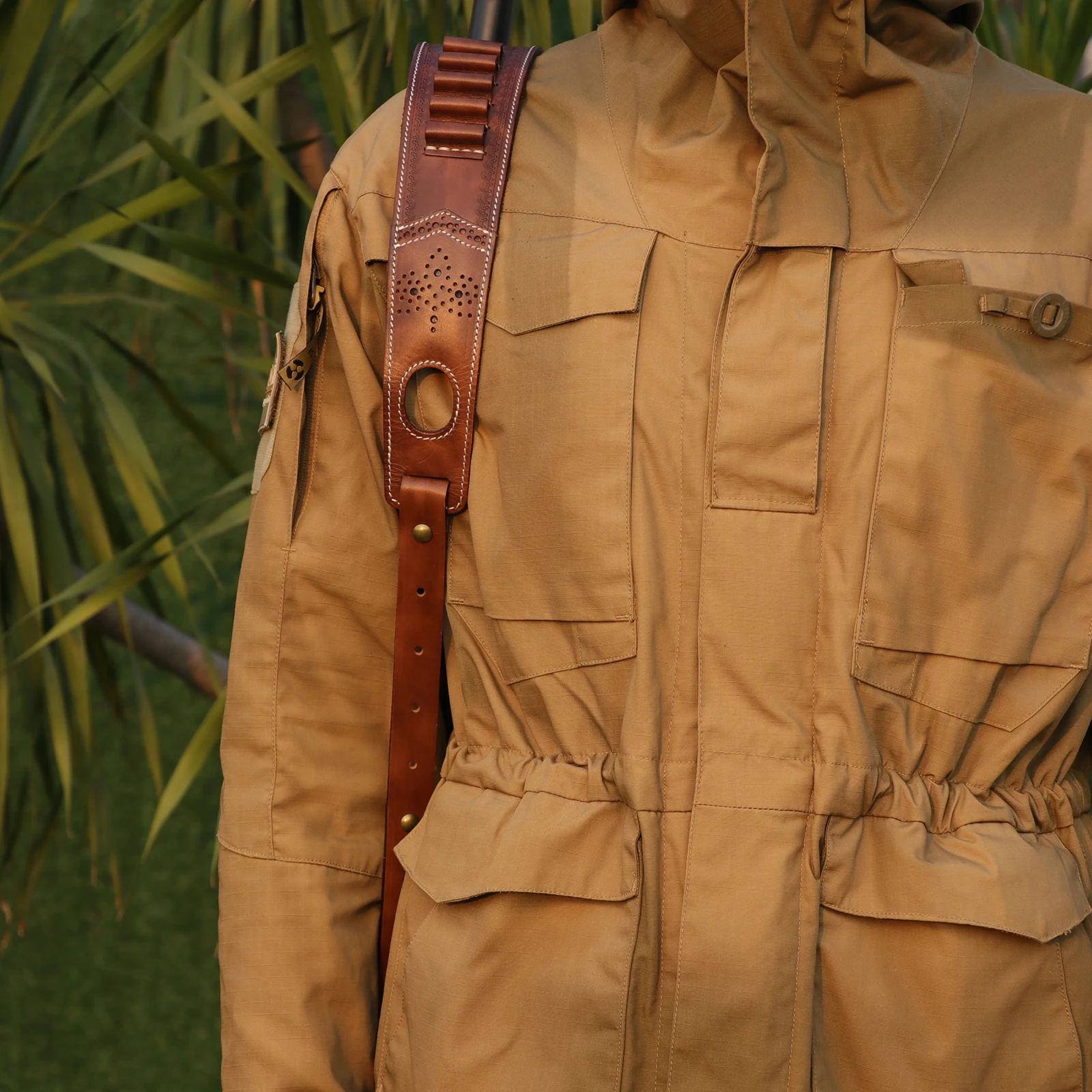 Tourbon Vintage Leather Ammo Holder Rifle Sling Adjustable Gun Shoulder Strap Cartridge Holder with Swivels Hunting Accessories