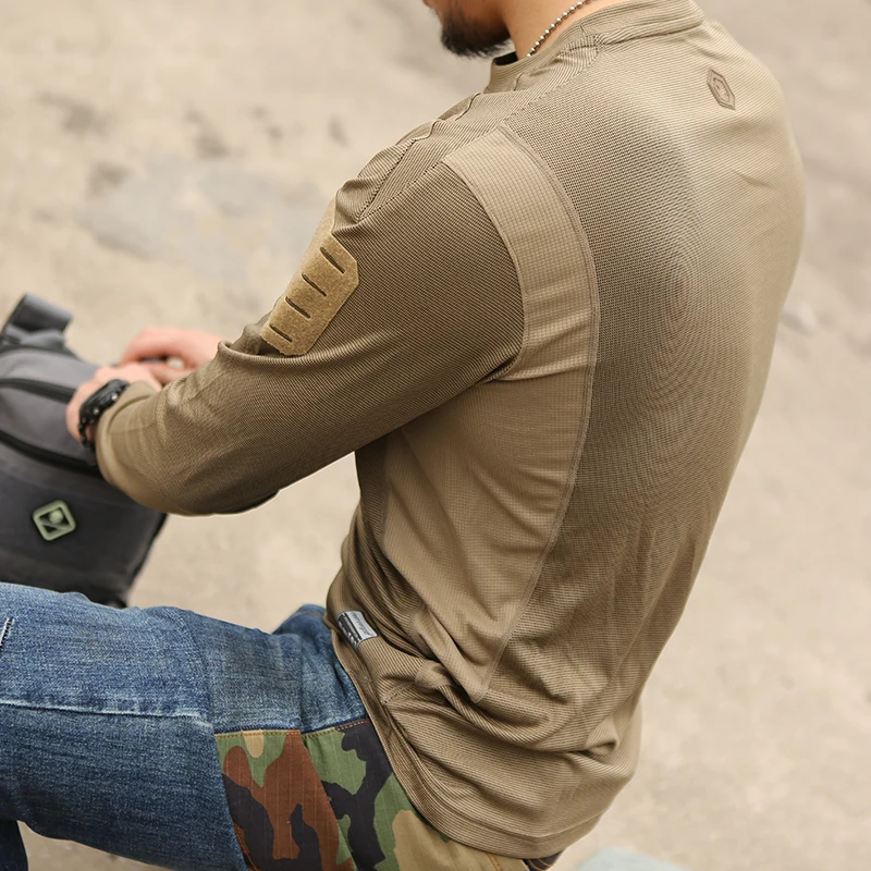 Emersongear UMP Frogmen T-Shirt Men Fitness Sport Long Sleeve Hunting Climbing Shirt Camping Breathable Clothes EM9541