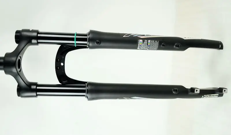 Road Bike Suspension Air Fork, 29 "Disc Brake Dropout, QR 9X100mm, Aluminum and Magnesium Alloy, 700C