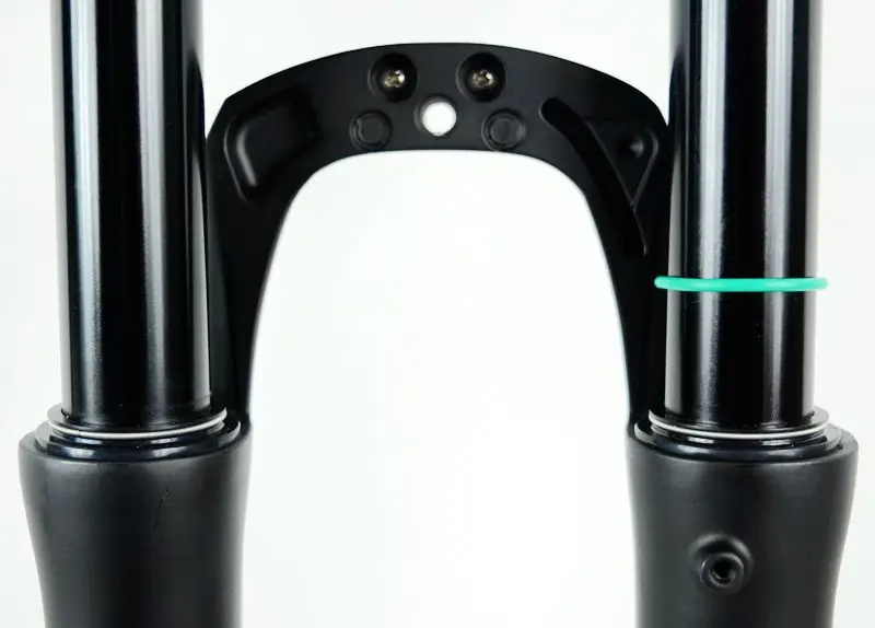 Road Bike Suspension Air Fork, 29 "Disc Brake Dropout, QR 9X100mm, Aluminum and Magnesium Alloy, 700C