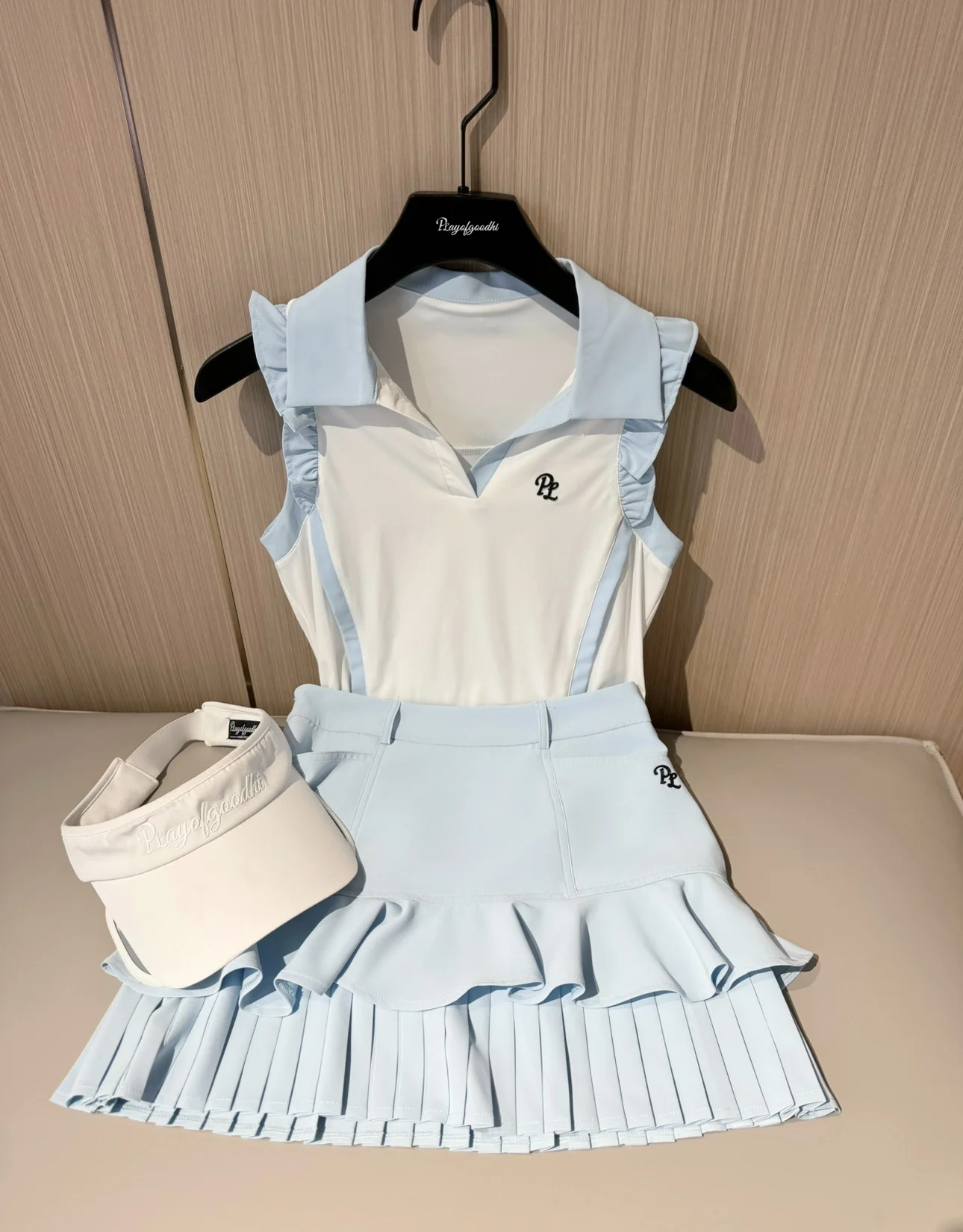 PL New Golf Clothes Women Ruffle Sleeveless V-Neck T-shirt Ladies Fly Sleeve Slim Tank Top High Waist Pleated Tennis Skirts Golf