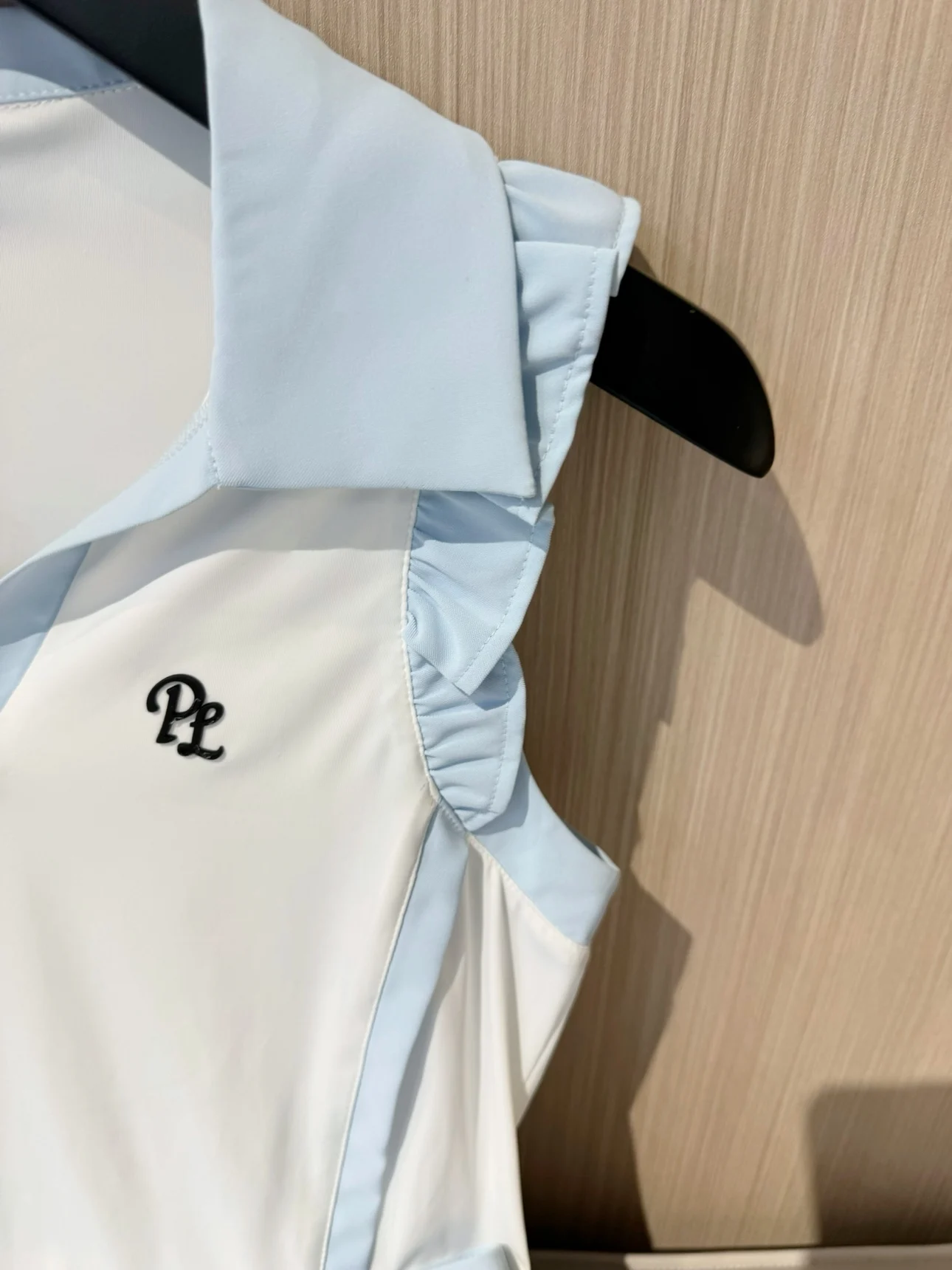 PL New Golf Clothes Women Ruffle Sleeveless V-Neck T-shirt Ladies Fly Sleeve Slim Tank Top High Waist Pleated Tennis Skirts Golf