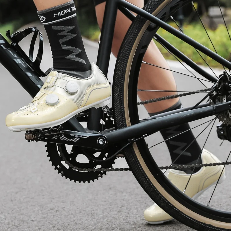 2025 New Arrival Professional Cycling Shoes Racing Road Bike SPD Cleat Shoes Ultralight Self-Locking MTB Bicycle Sneakers Unisex