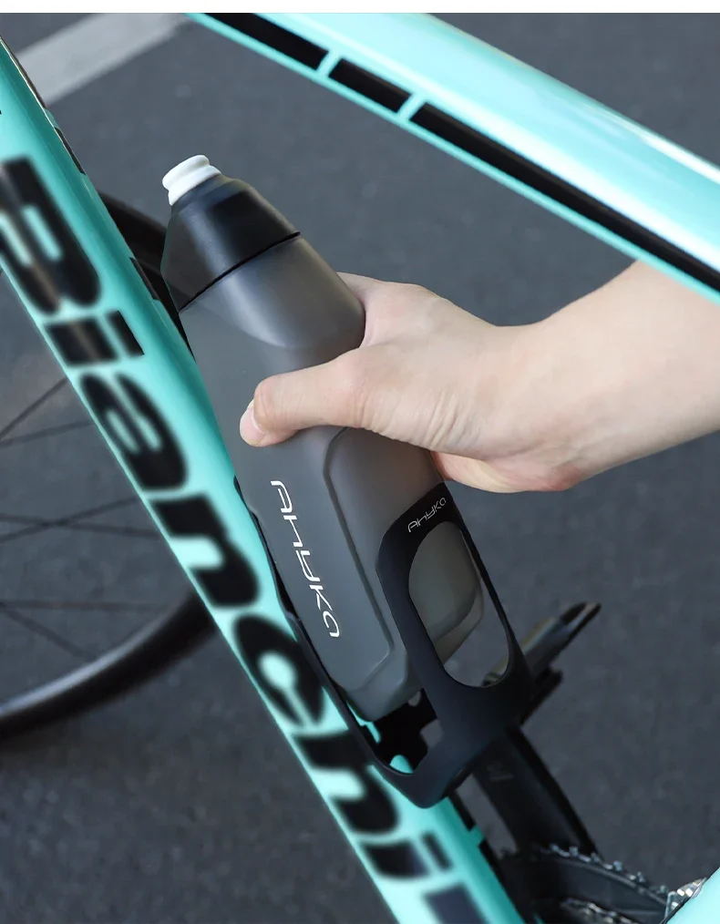 AhyKa Aerodynamic Water Bottle Set 600ml Big Capacity Food Grade PP5 Bottle With Ultralight Carbon Bottle Cage Bike Accessories