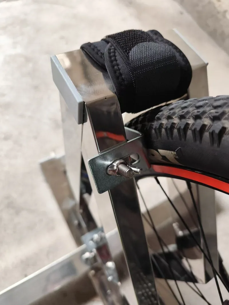 Mountain Bike Head-up Practice Shelf Rear Roller Skating and Rear Wheel Riding Balance Training Bicycle Trainers Bicycle Parts