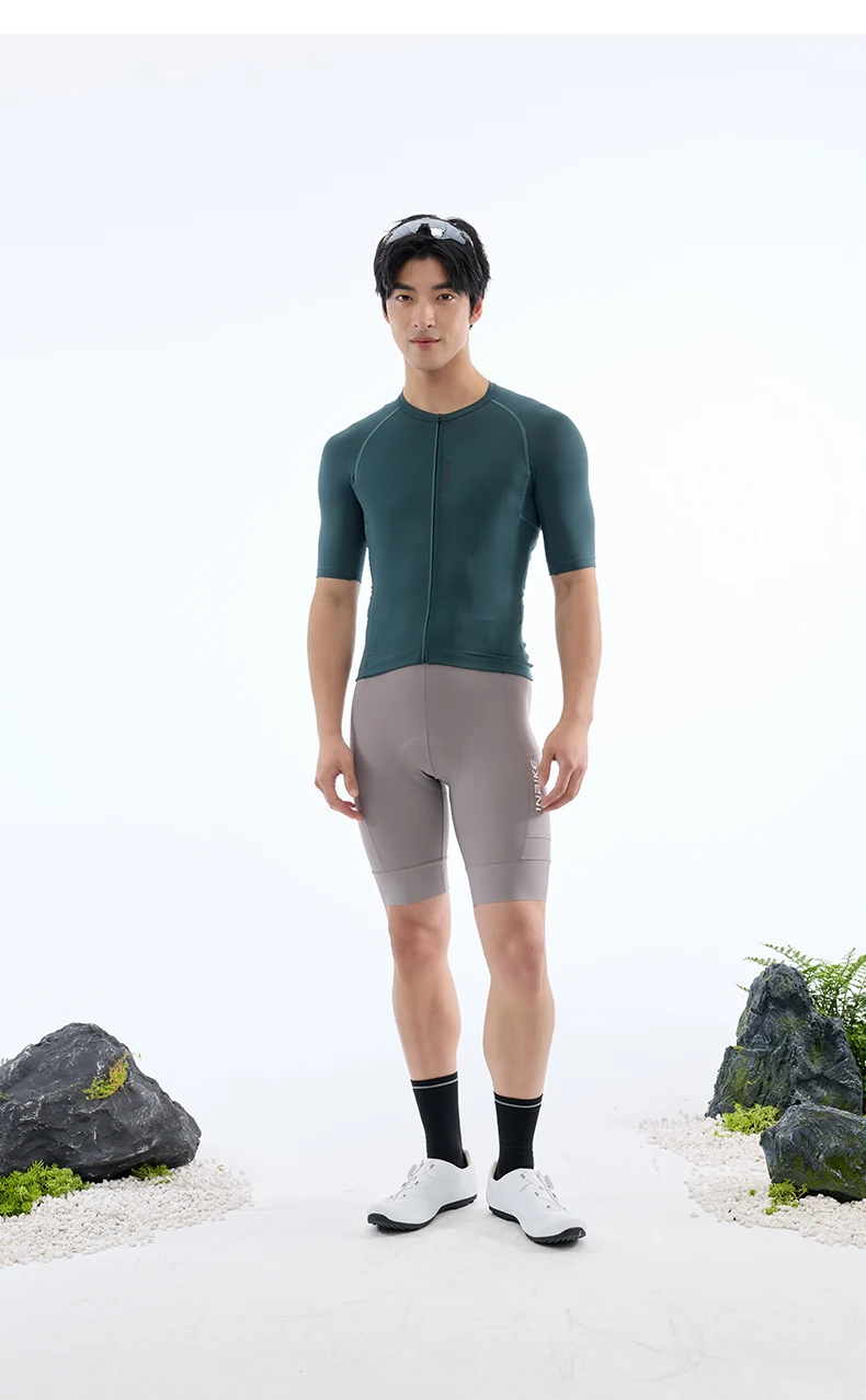 INBIKE Pro Men's Cycling Suit Short Sleeve Jersey Bib Shorts with Pockets Breathable Summer Road Bike Bicycle Clothing Quick Dry