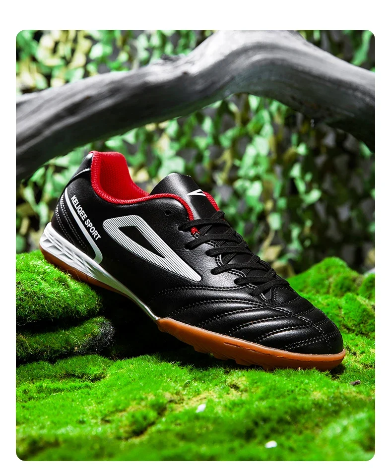 Men Football Boots Professional Original Resistant Comfortable Football Shoes Turf Studded Male Indoor Casual Match Soccer Shoes