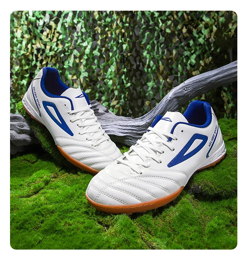 Men Football Boots Professional Original Resistant Comfortable Football Shoes Turf Studded Male Indoor Casual Match Soccer Shoes