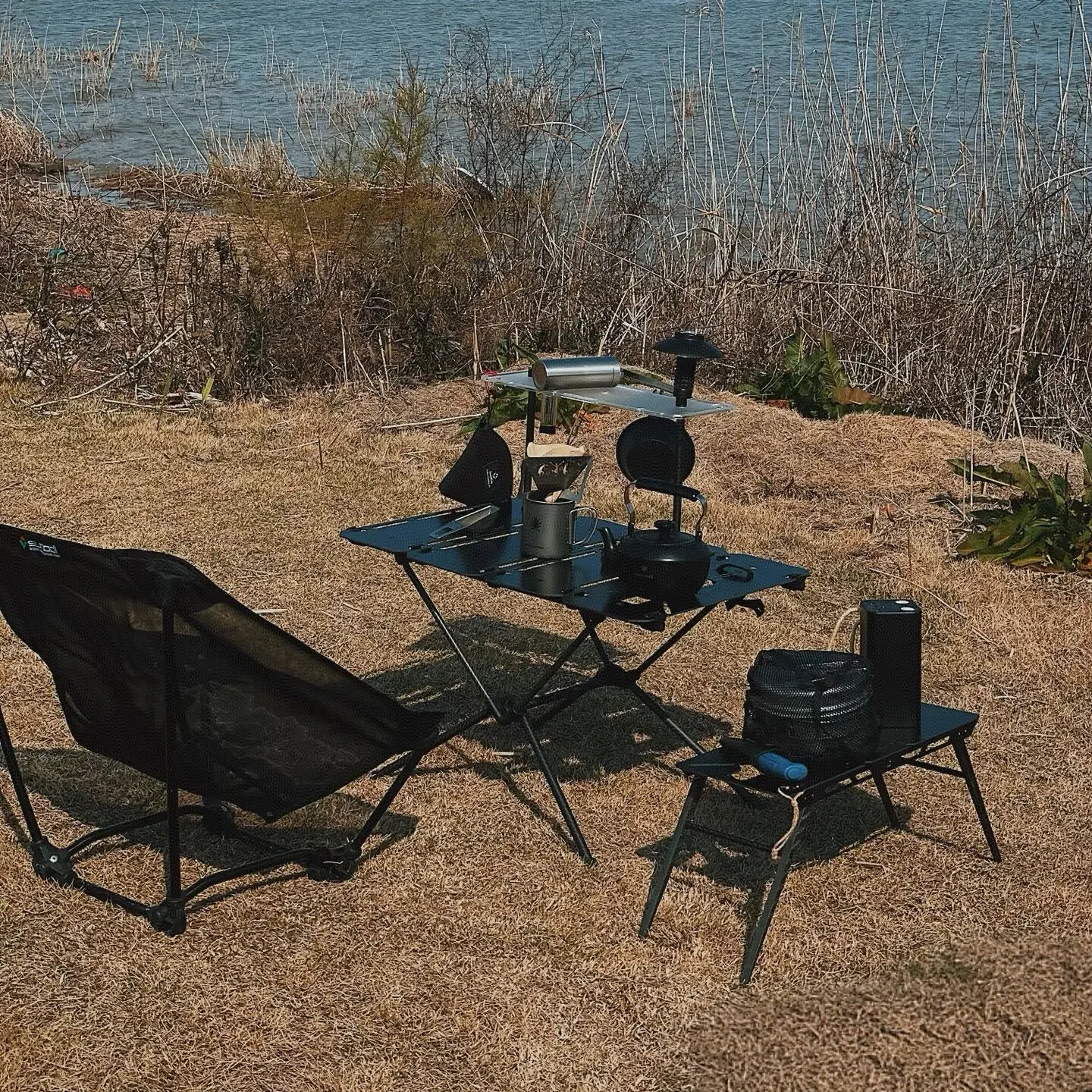 Portable Off Ground Folding Moon Chair 580g Aluminum Alloy Camping Beach Fishing Stool Ultralight Outdoor Travel Seat 100kg Load