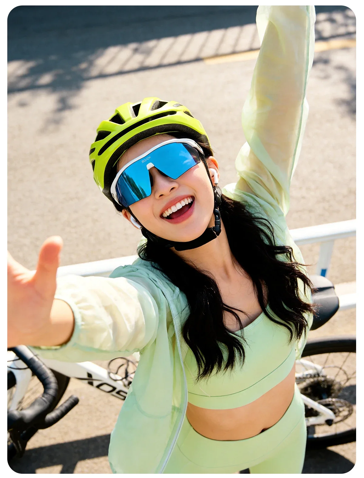 SCVCN Outdoor Photochromic Running Hiking Goggles Cycling Sunglasses Men Women MTB Glasses UV400 Bicycle Sports Ultralight TR90