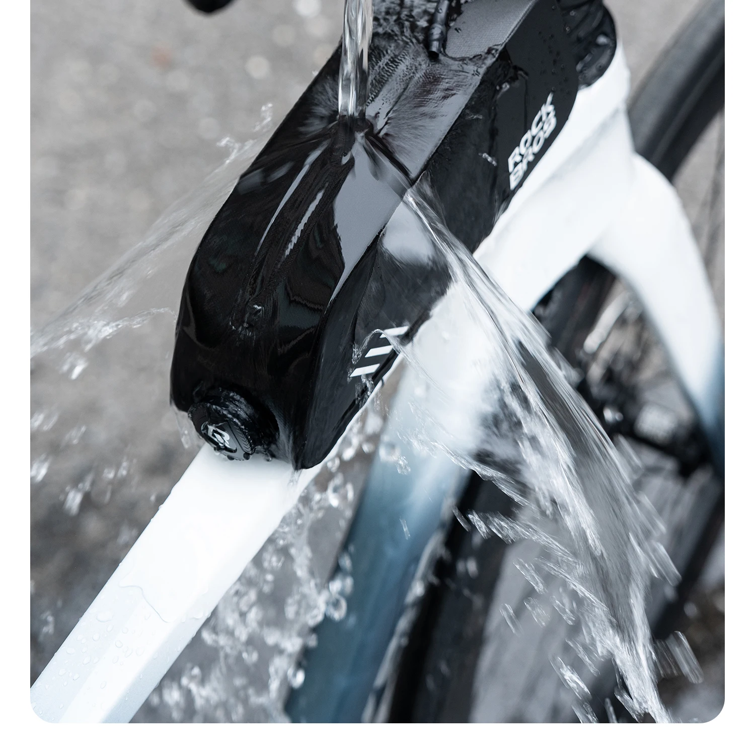 ROCKBROS Bicycle Top Tube Bag Lightweight Waterproof 0.9L Capacity Bag Item Storage Tools Bag Bike Frame Bag Bike Accessories