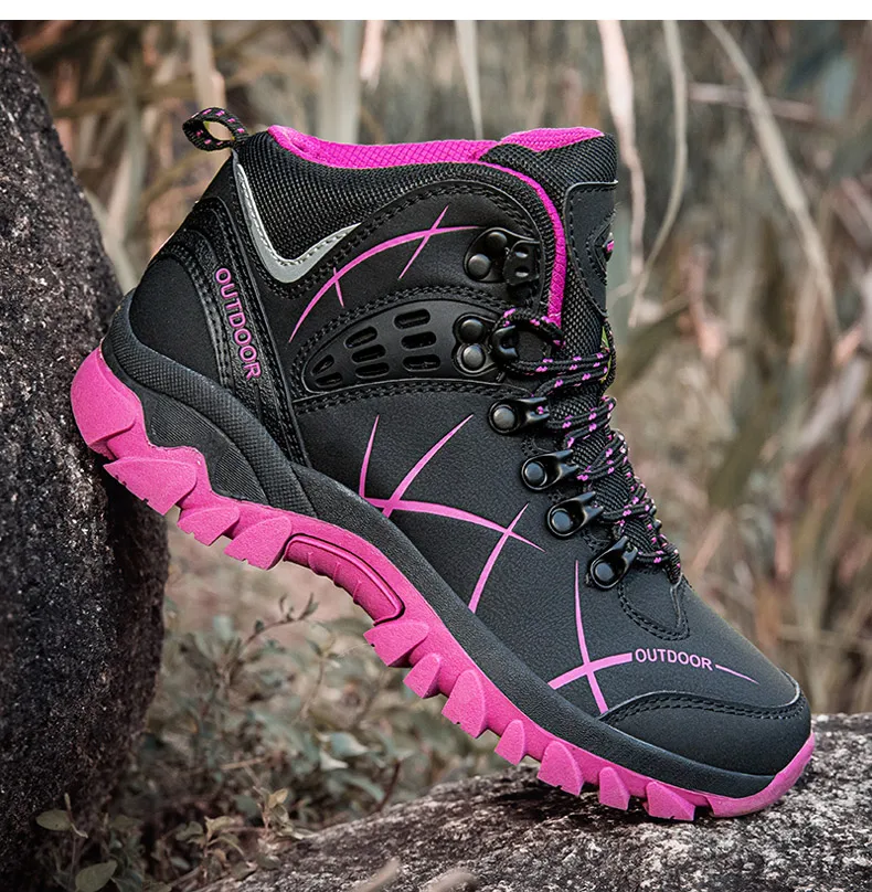 Winter Women Hiking Boots Non-Slip Outdoor Trekking Shoes Plush Warm Ankle Boots For Mountain Camping Backpacking