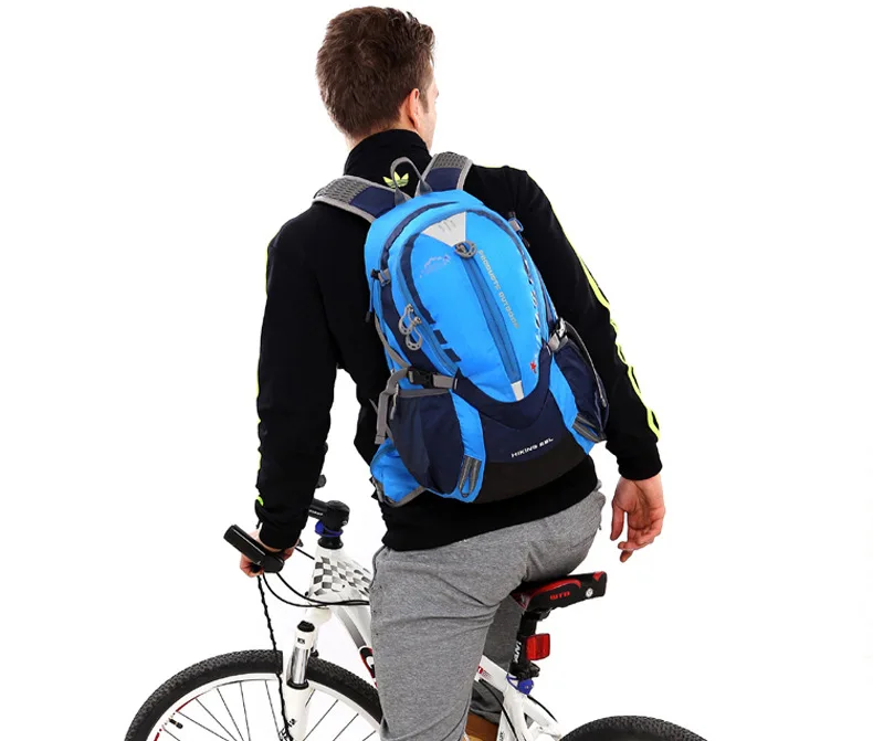INOXTO 25L Mountaineering Hydrating Backpack Women Cycling Trail Running Backpack Men Marathon Hiking Rucksack 2L Water Bottle