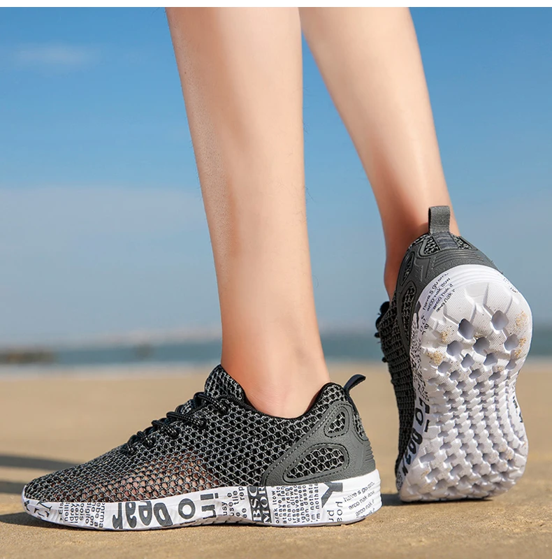 Men Women Barefoot Beach Shoes Water Wading Shoes For Fishing Swimming Aqua Mesh Sneakers Quick-Drying