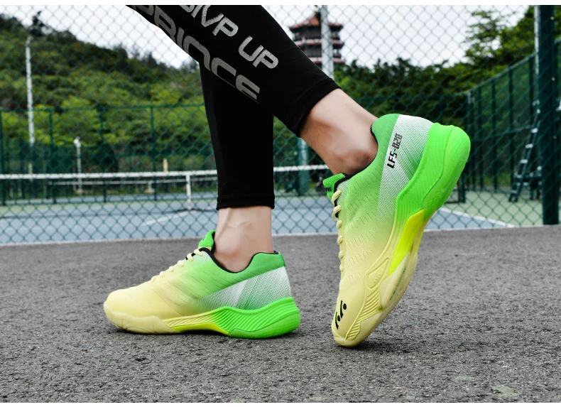 New Professional Badminton Shoes Couple's Training Shoes Anti-Skid Cushioning Men's and Women's Tennis Shoes Running Sneakers