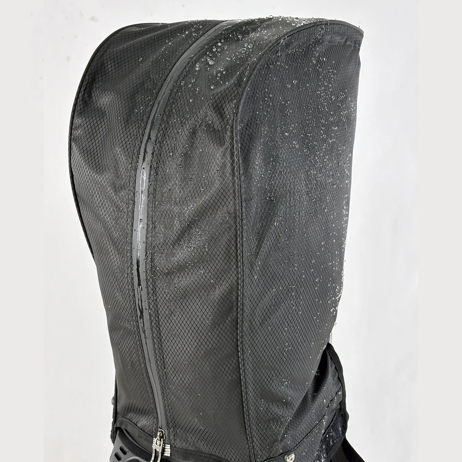 Universal Oversized Waterproof Golf Bag Hood Cover with 6 Adjustable Snaps, Fits 8.5"-9.5" Golf Bags