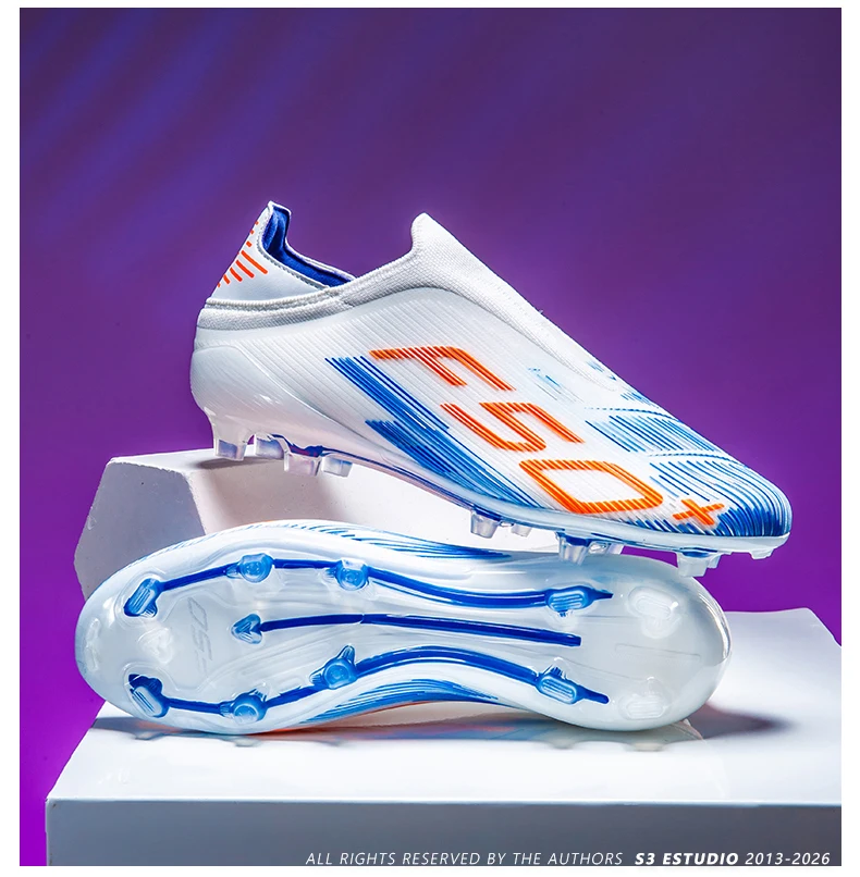 New Men's Football Boots Cleats Indoor Turf Futsal Grass Ultralight Sport Professional Soccer Shoes Comfortable Adult Non-Slip