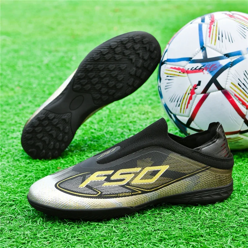 New Men Football Boots Breathable High-quality Sports Shoes Ultralight Soccer Shoes High Ankle Futsal Non-Slip Outdoor Match