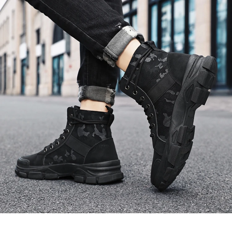 Military Boots for Men Autumn High Top Camouflage Desert Casual Flats Mens Boot Breathable Non Slip Work Shoes Zapatillas Hombre
