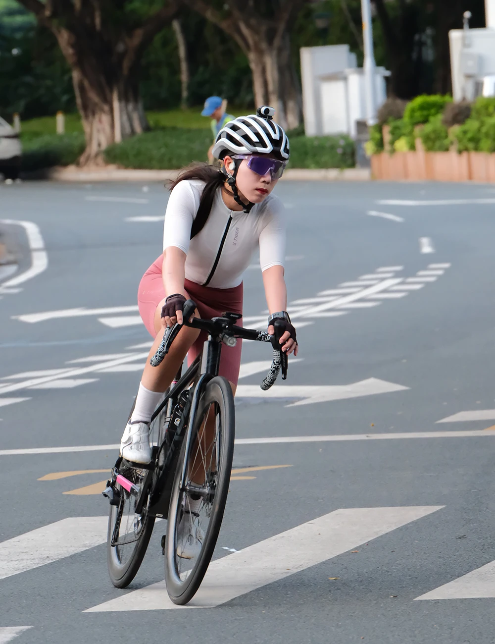 X-TIGER Women Cycling Jersey Breathable MTB Road Bike Short Sleeve Summer UPF50+ UV Protection Black White Bicycle Clothing