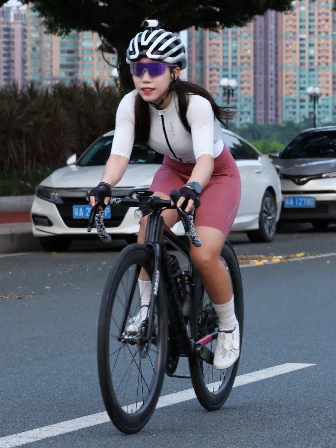 X-TIGER Women Cycling Jersey Breathable MTB Road Bike Short Sleeve Summer UPF50+ UV Protection Black White Bicycle Clothing