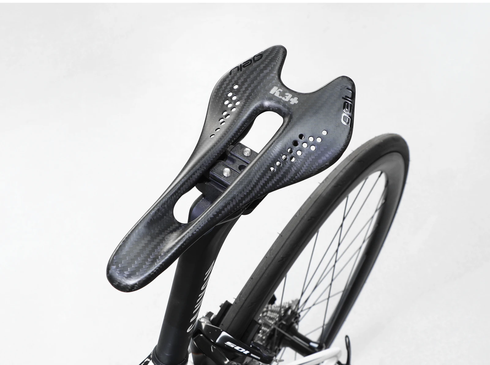 Gelu 55g Ultra-light Full Carbon Fiber Bicycle Saddle - Hollow, Breathable, Ergonomic for MTB & Highway Bikes