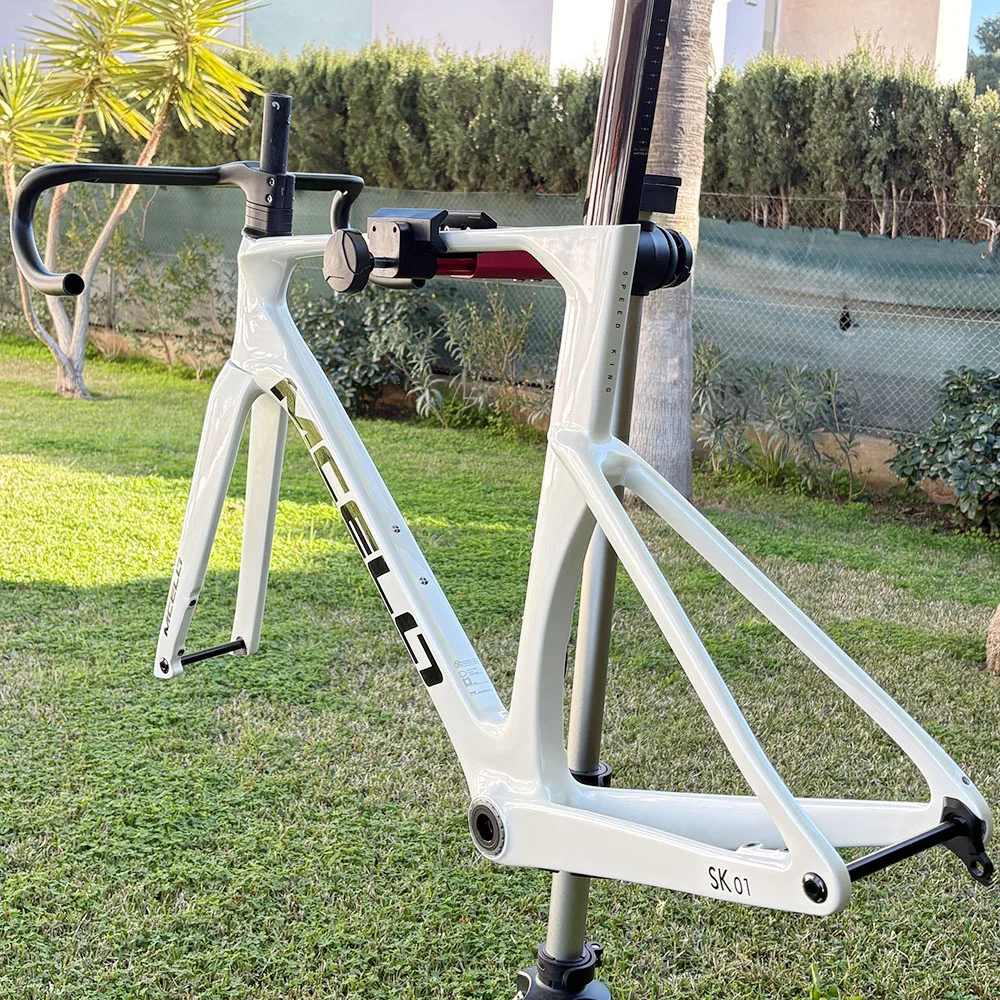 Mcelo EU free 2-5 days arrive Disc Brake Carbon Frame 700*32C AERO Road Bicycle speed bike T47 Full Internal Cable Handlebar
